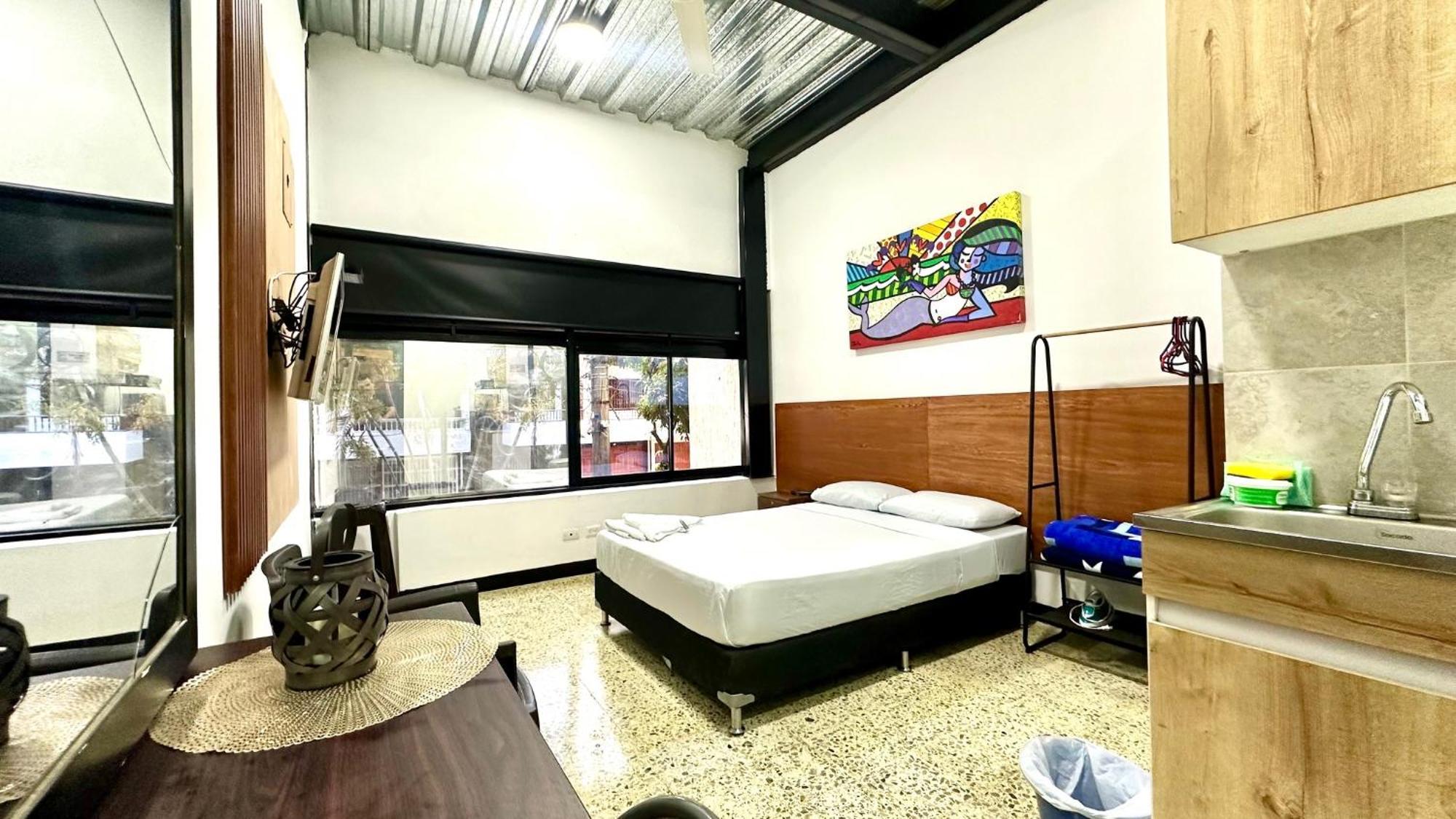 Malibu Loft Hotel ميديلين المظهر الخارجي الصورة