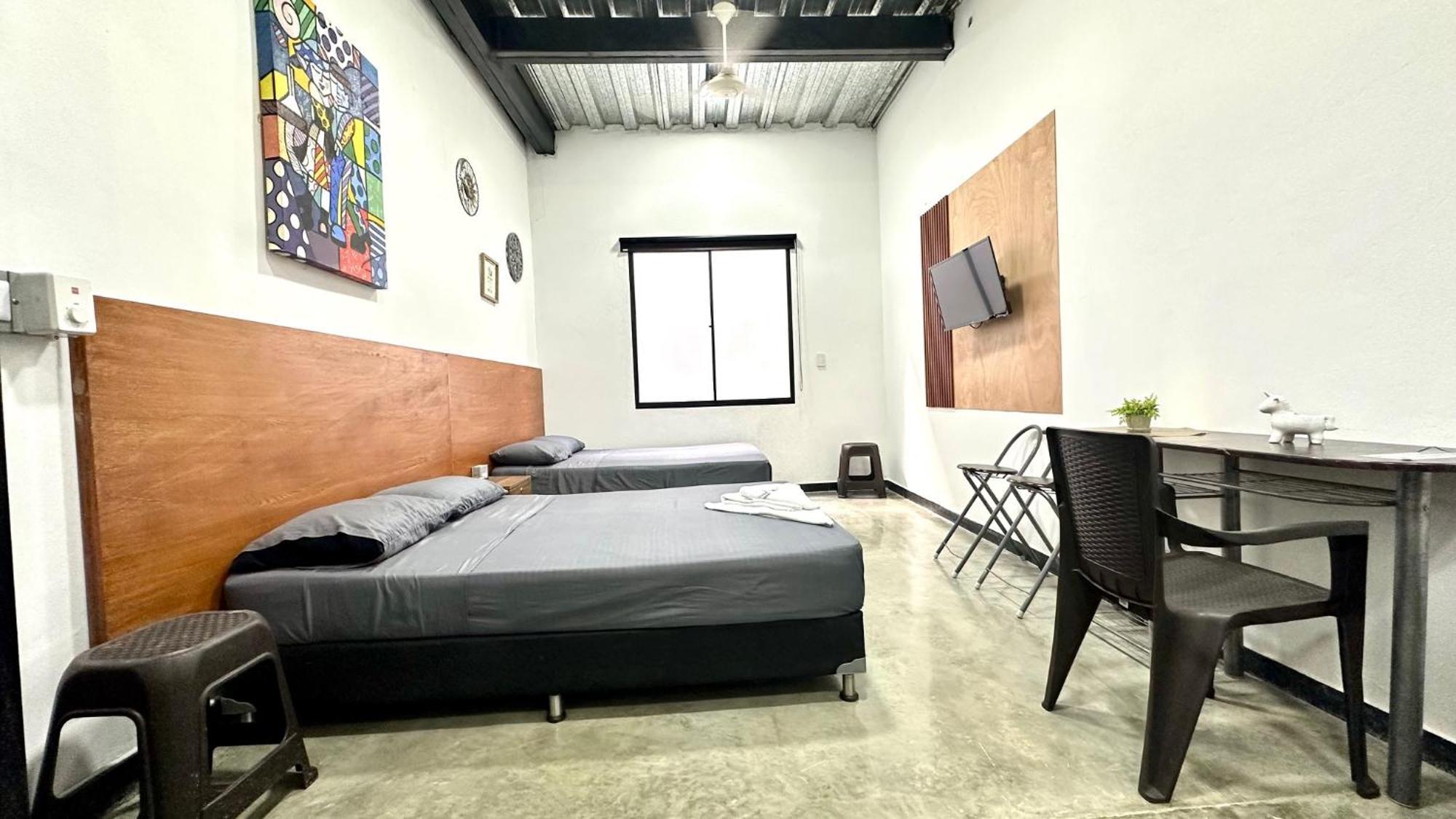 Malibu Loft Hotel ميديلين المظهر الخارجي الصورة